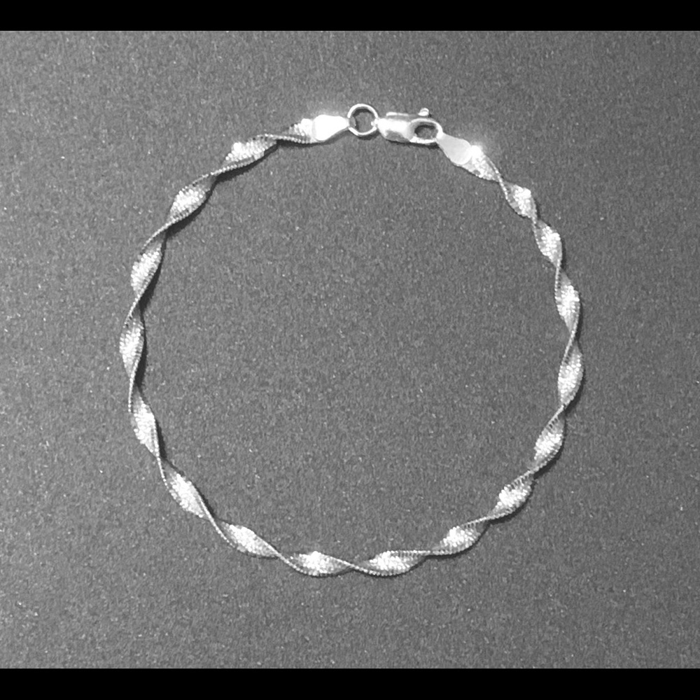 STERLING SILVER BRACELET